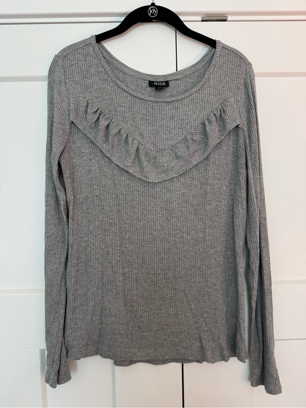 a.n.a Light Gray Ribbed Long-Sleeve Top with Front Ruffle
